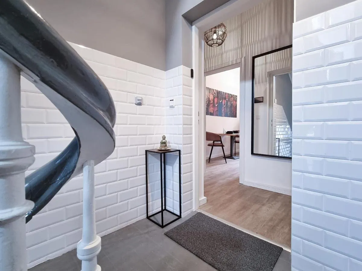 Alpha Apartments Dortmund 0*,